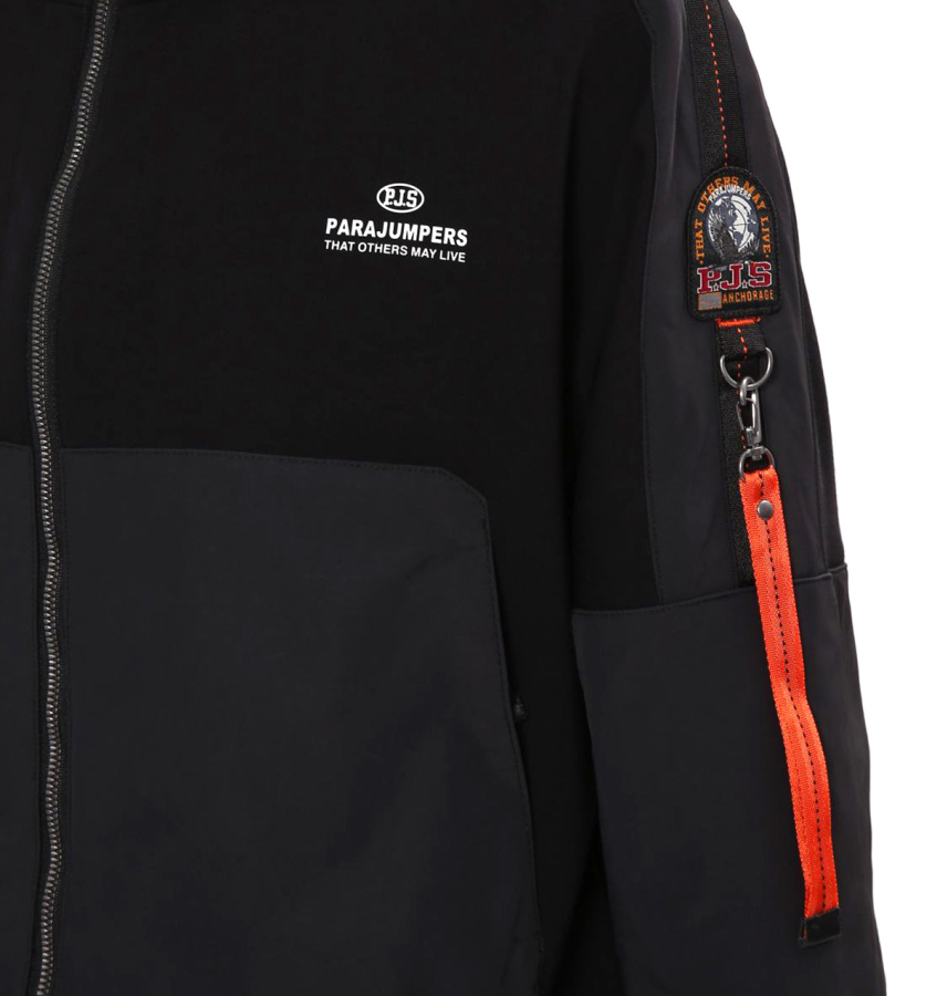 Parajumpers
