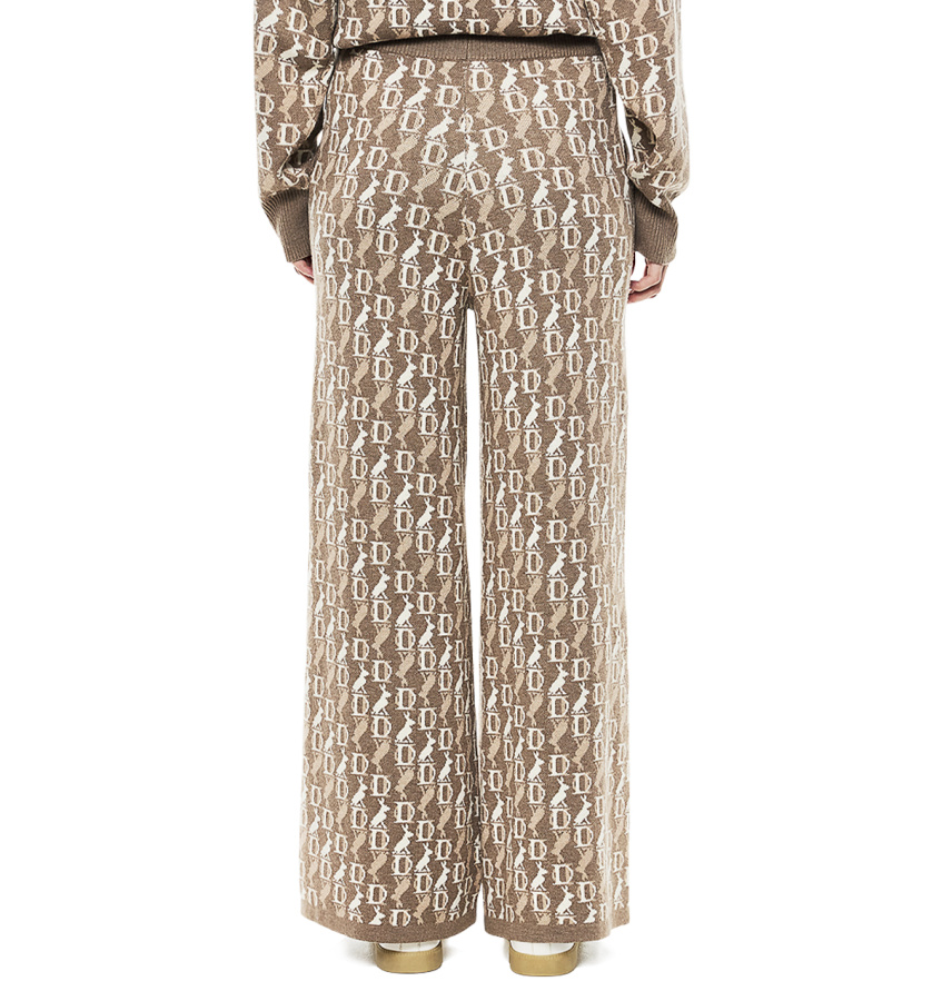 DREAMS by Alena Akhmadullina