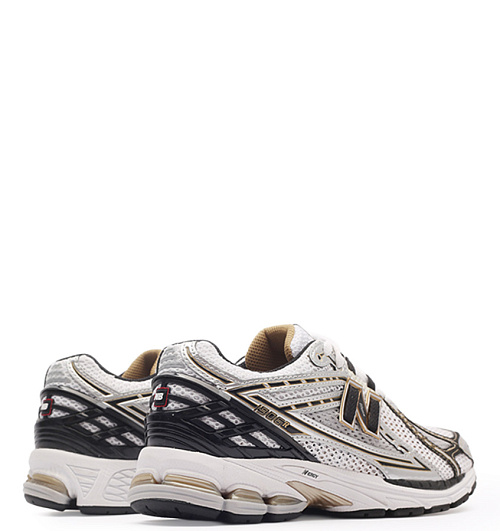 New Balance New Balance  