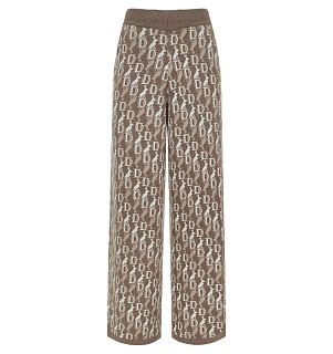 DREAMS by Alena Akhmadullina