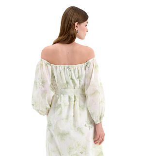 DREAMS by Alena Akhmadullina