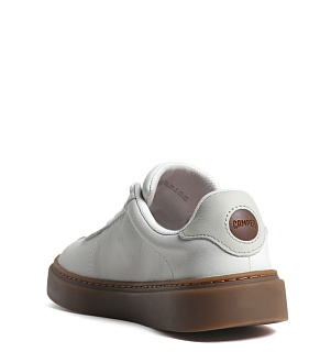 Camper