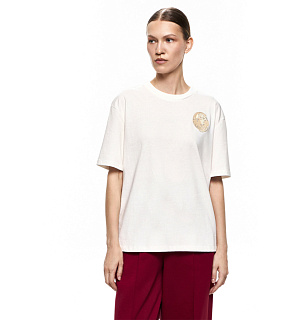 DREAMS by Alena Akhmadullina