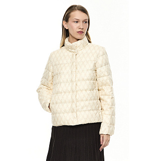 DREAMS by Alena Akhmadullina